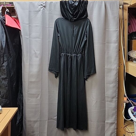 Childs wicked witch of the West/wizard of oz, costume sz 7-9 with cape and hat - Picture 3 of 7